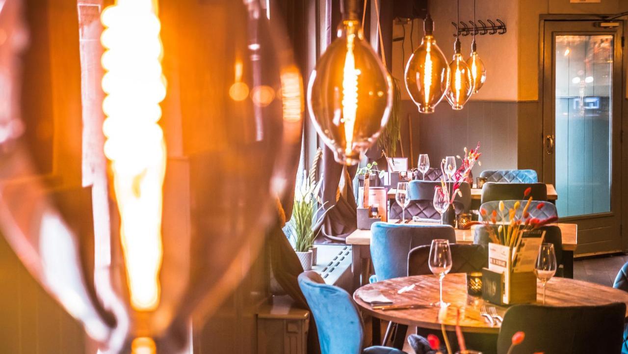 Hotel Cafe Restaurant 'T Raedhus Dokkum Exterior foto